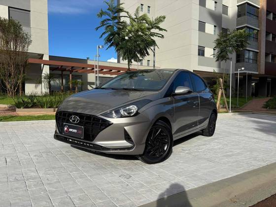 HYUNDAI HB20 1.0 12V FLEX EVOLUTION MANUAL HYUNDAI HB20 1.0 12V FLEX EVOLUTION MANUAL